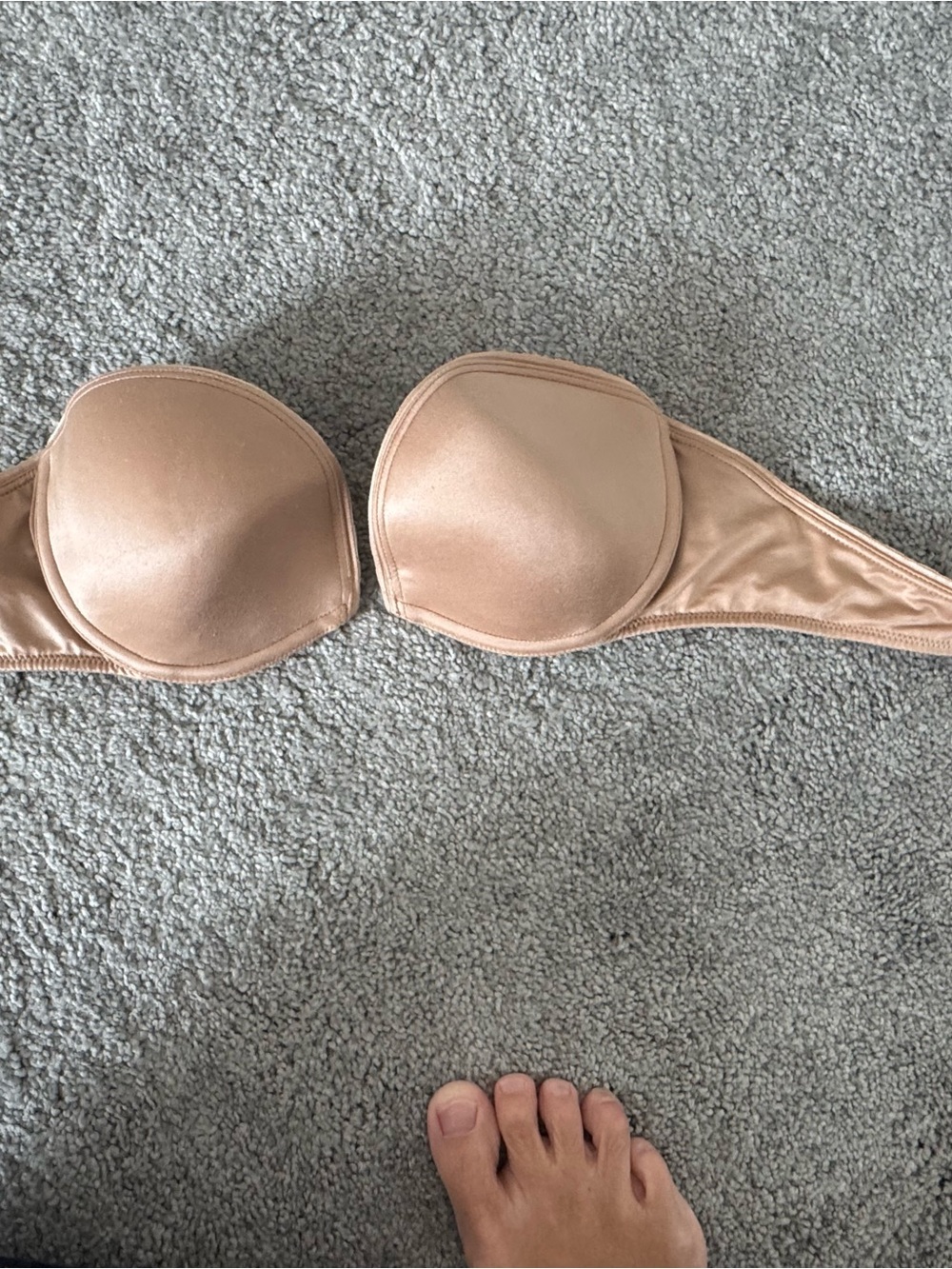 Victoria's Secret Nude Strapless Push-Up Bra